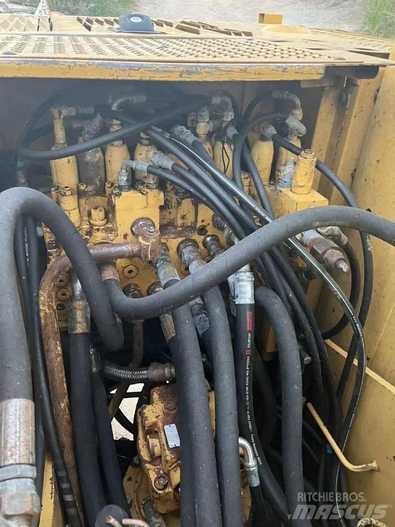 CAT 312 C 大型油圧ショベル12t以上（パワーショベル・ユンボ）