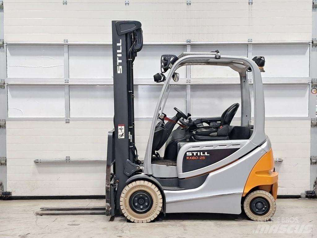 Still RX60-25 バッテリーフォークリフト