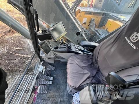 Volvo ECR 235 E 大型油圧ショベル12t以上（パワーショベル・ユンボ）