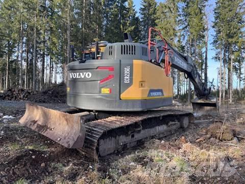 Volvo ECR 235 E 大型油圧ショベル12t以上（パワーショベル・ユンボ）