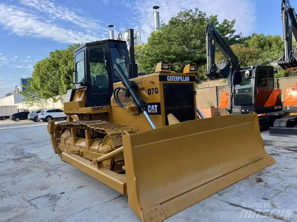 CAT D 7 G モーターグレーダー