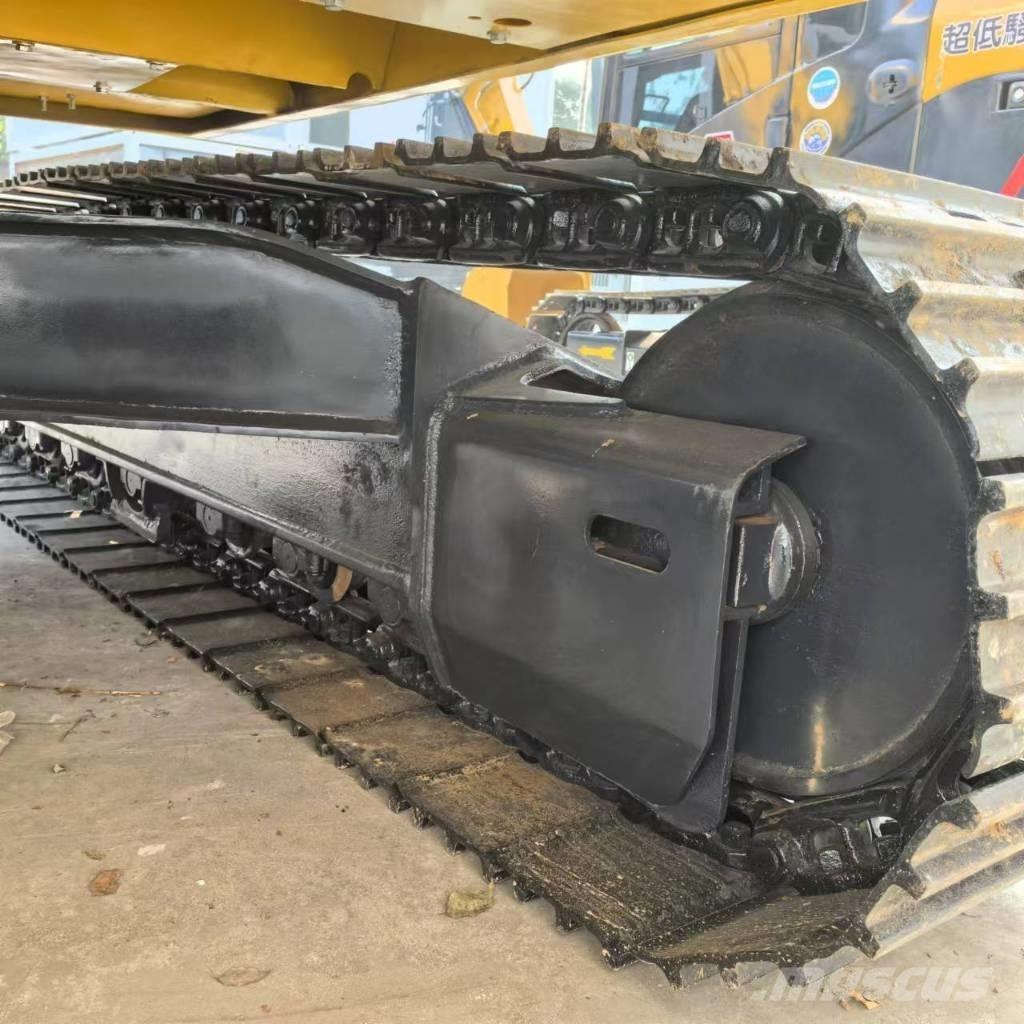 Komatsu PC 130-7 大型油圧ショベル12t以上（パワーショベル・ユンボ）