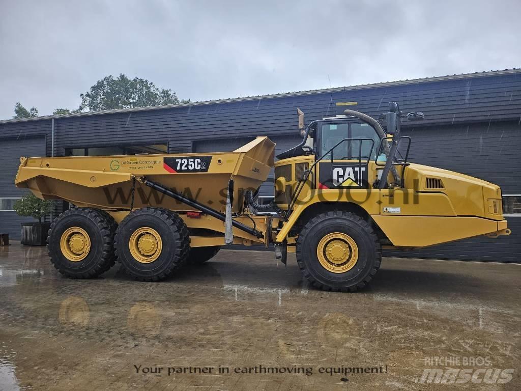 CAT 725C2 アーティキュレート式ダンプトラック