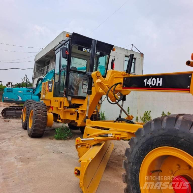CAT 140 H モーターグレーダー