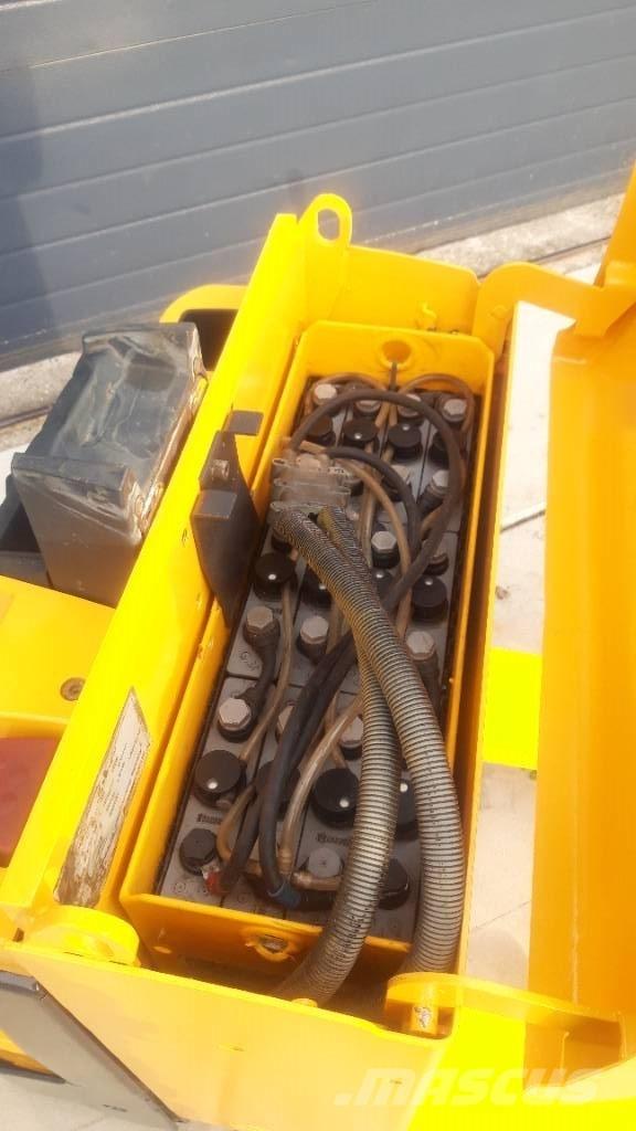 Jungheinrich EJE 120 ローリフト