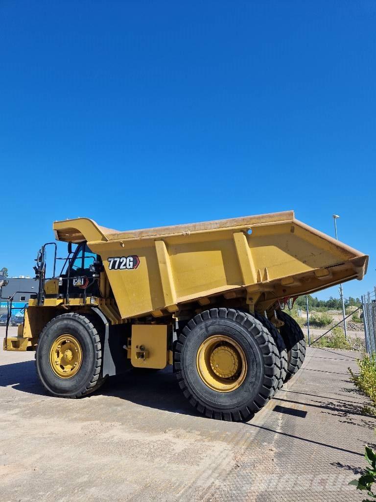 CAT 772G リジットフレーム式ダンプトラック