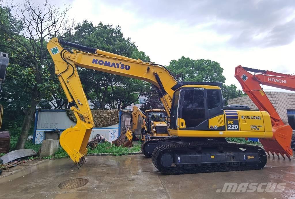Komatsu PC 220-7 大型油圧ショベル12t以上（パワーショベル・ユンボ）