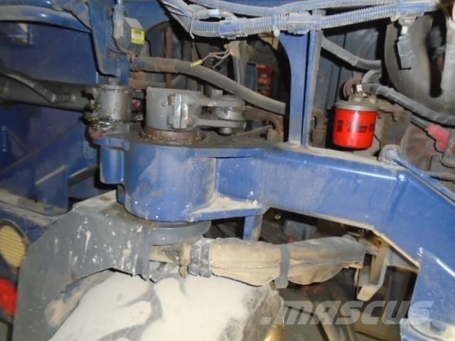 Moffett M45 ラフターテレントラック