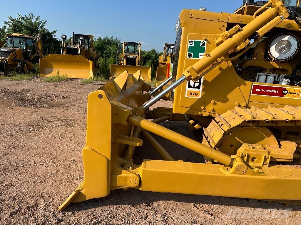 CAT D7G ブルドーザー