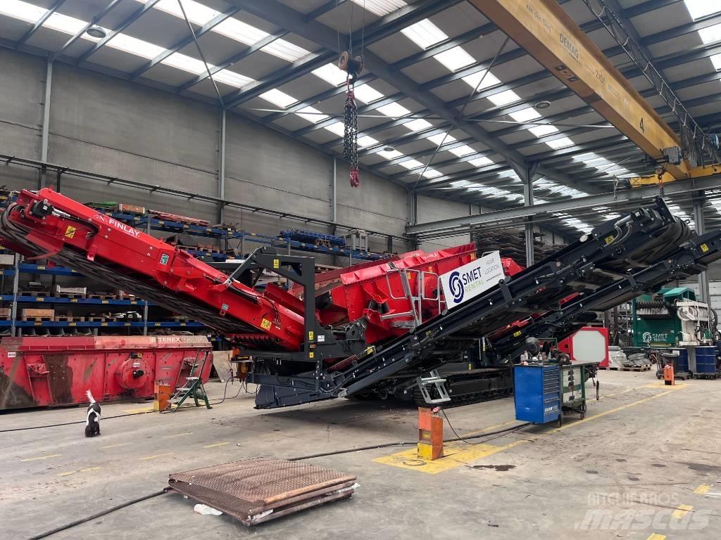 Terex Finlay 883+ E 自走式スクリーン