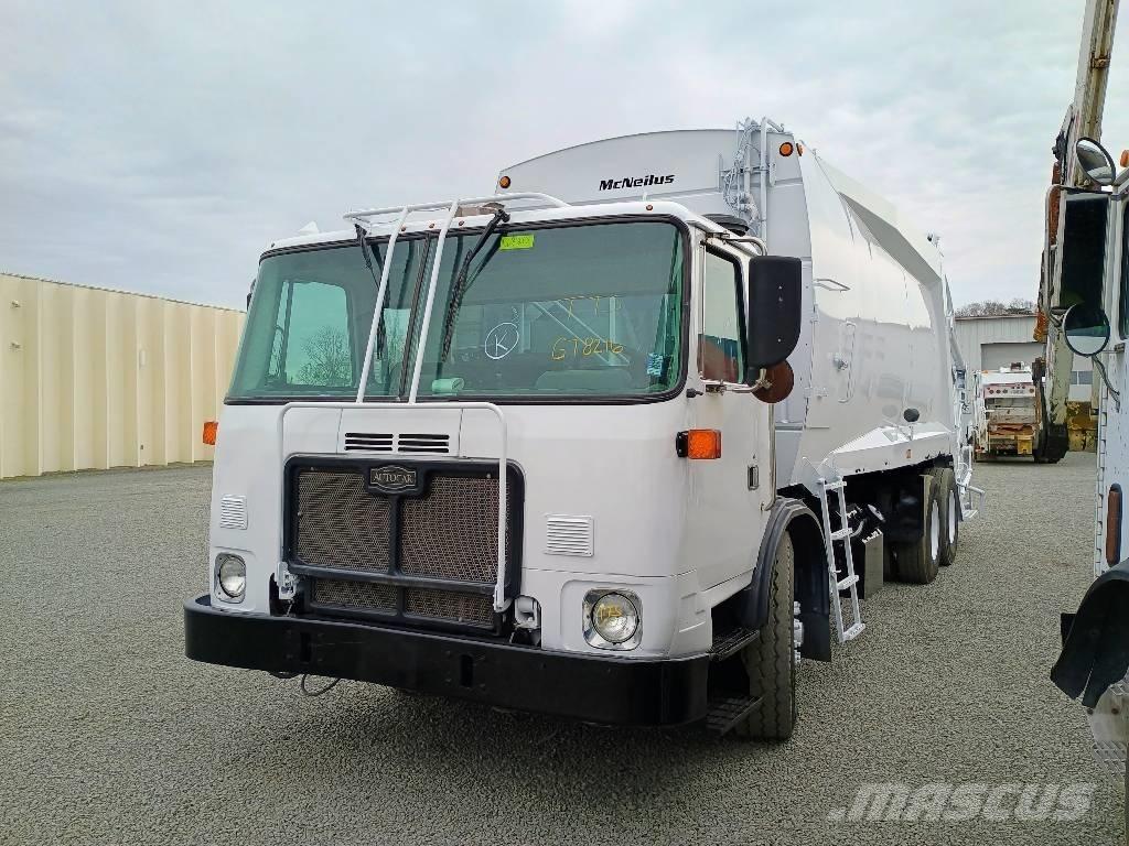Autocar XPEDITOR 塵芥車、パッカー車
