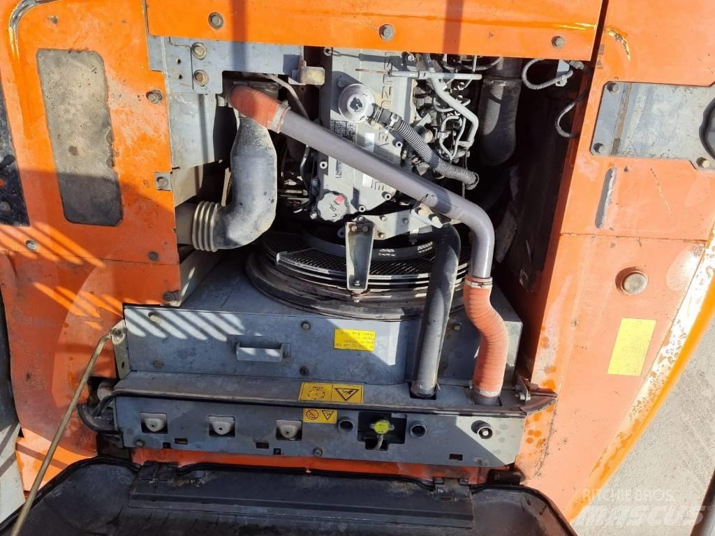 Hitachi ZX 210 LC-3 大型油圧ショベル12t以上（パワーショベル・ユンボ）