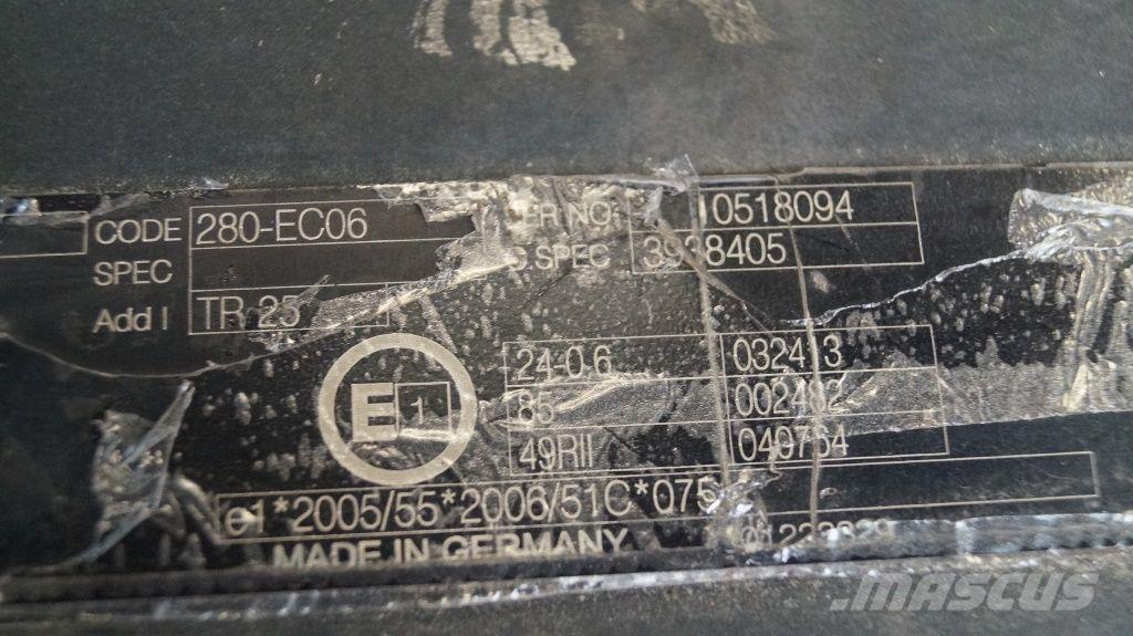 Volvo D7E 280 USED エンジン