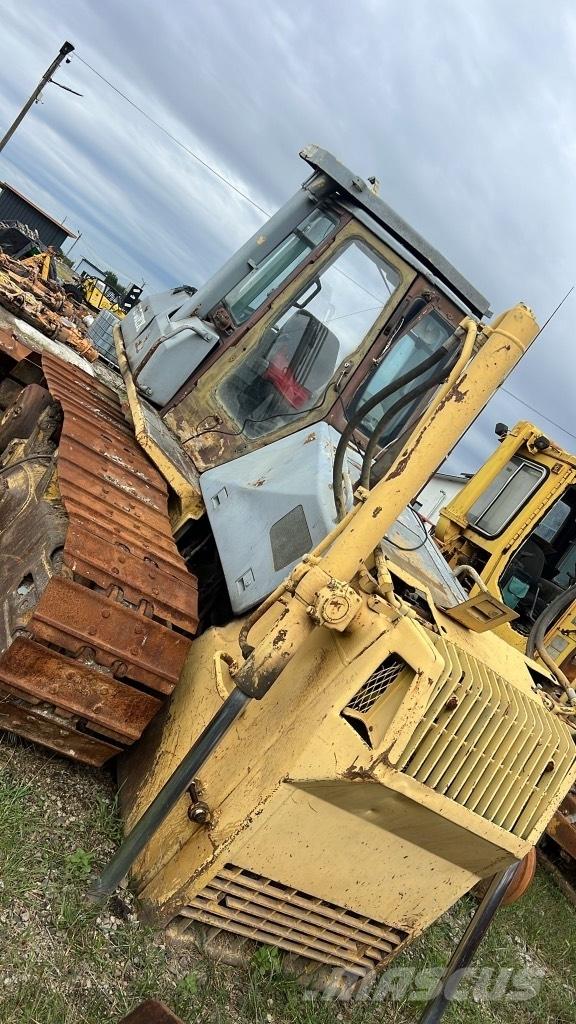 Komatsu D 65 EX エンジン