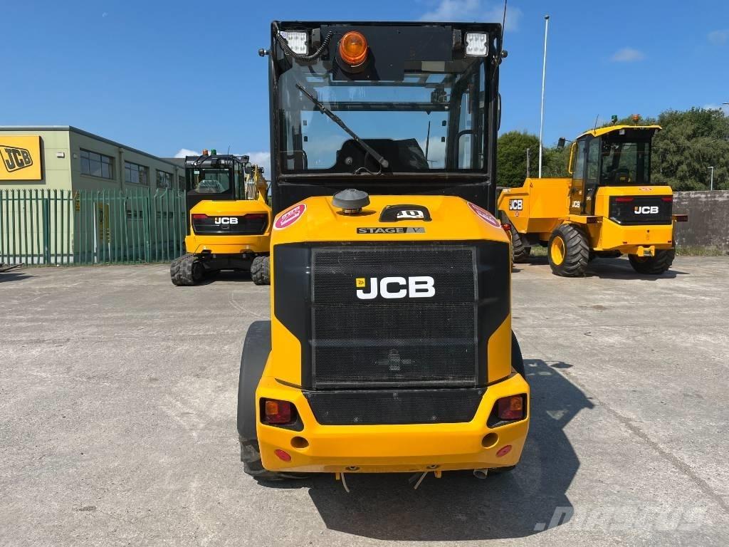JCB 403ag plus トラクター