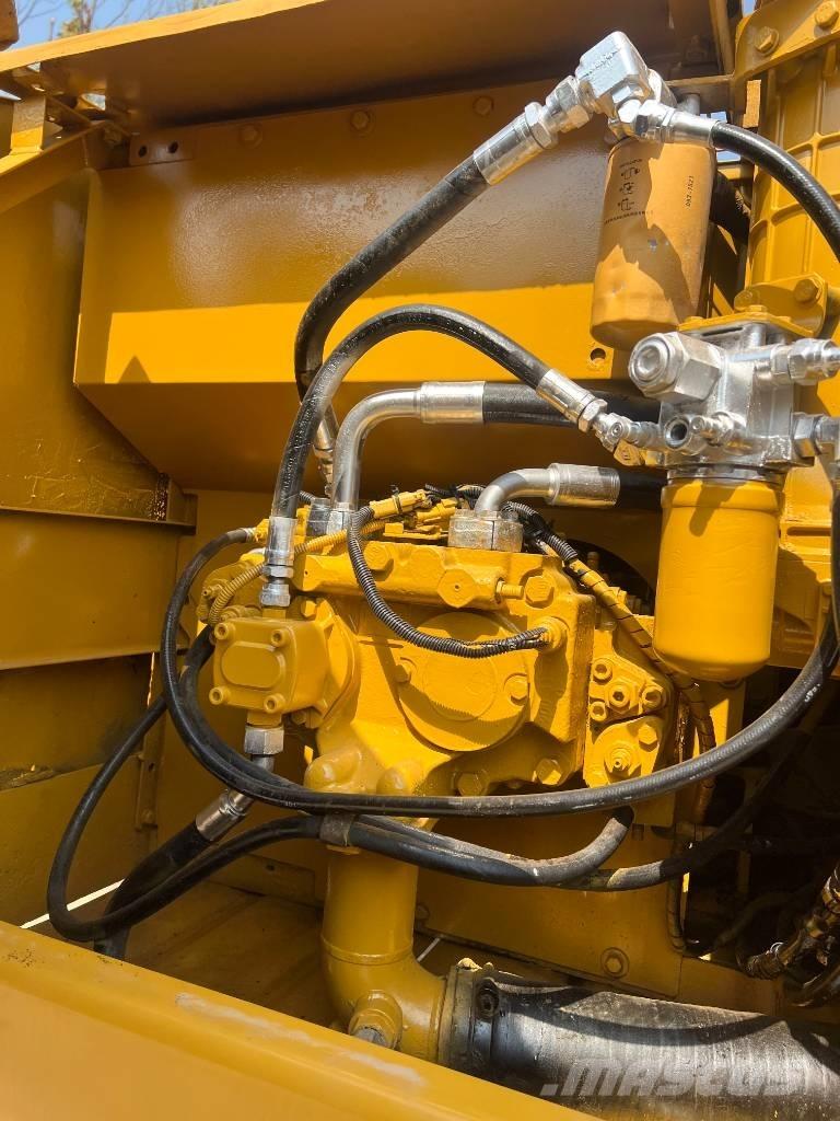 CAT 320C 大型油圧ショベル12t以上（パワーショベル・ユンボ）
