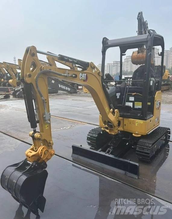 CAT 2024 CAT 301.7 ミニ油圧ショベル 7t以下（ミニユンボ・ミニディガー）