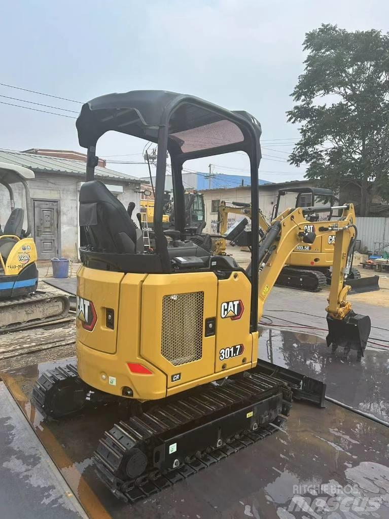 CAT 2024 CAT 301.7 ミニ油圧ショベル 7t以下（ミニユンボ・ミニディガー）