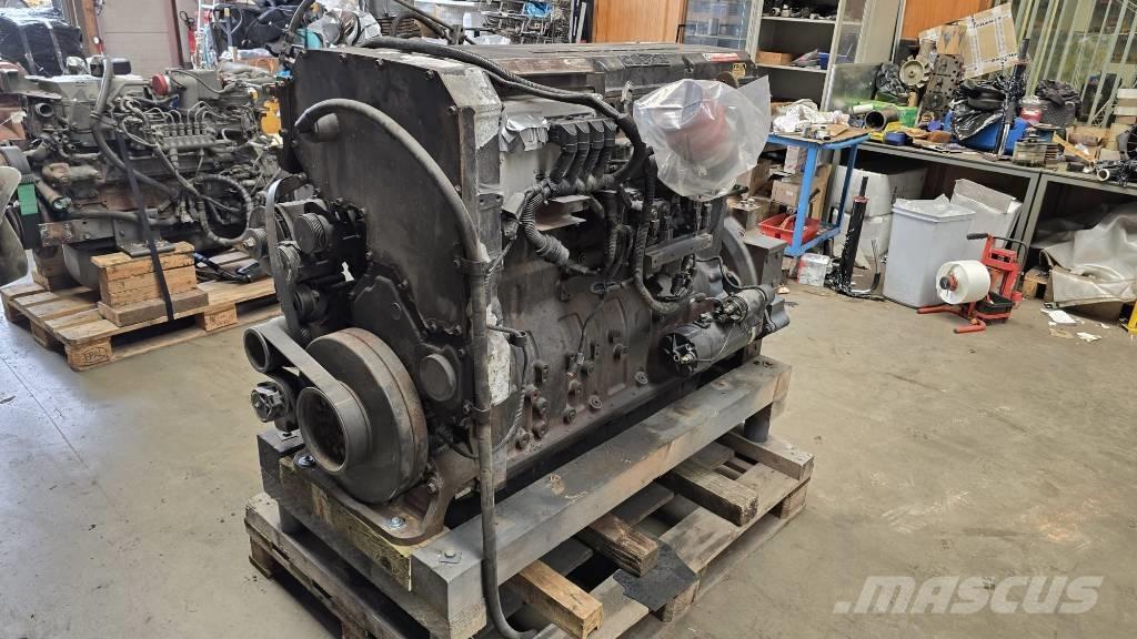 Cummins QSX15 エンジン