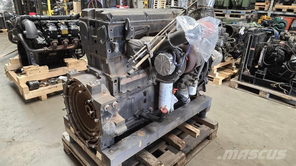 Cummins QSX15 エンジン