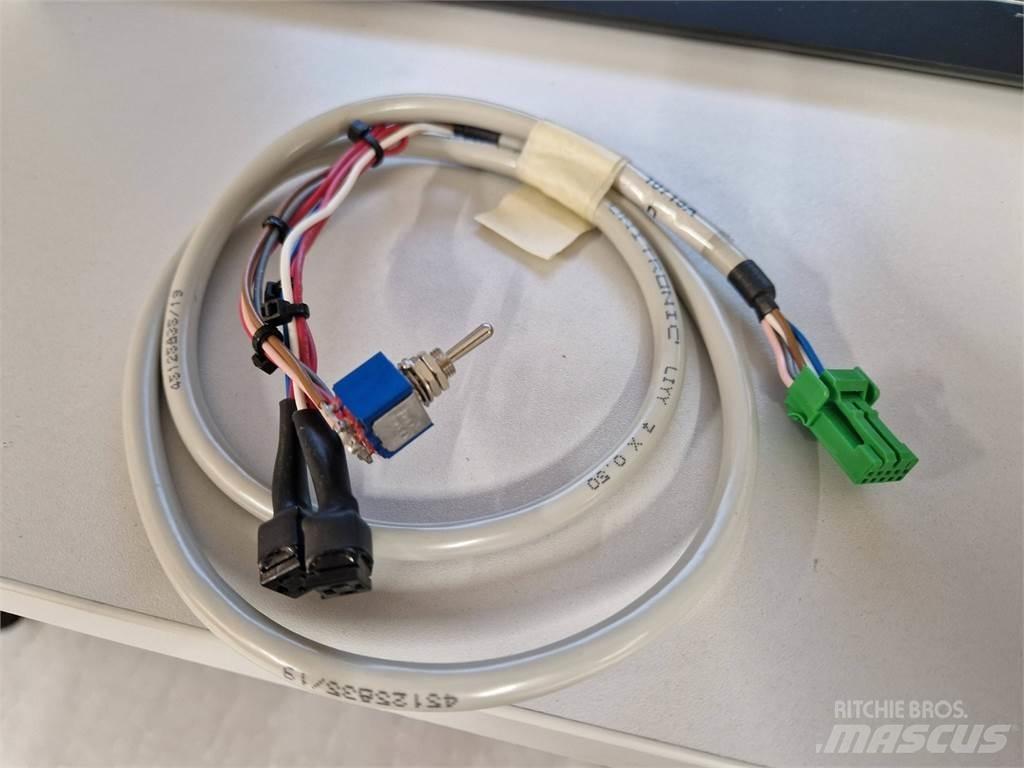 Rottne 401-10715A 電子機器