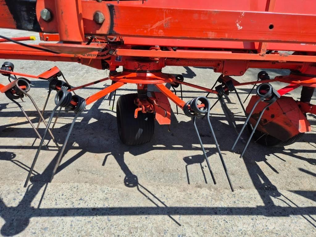 Kuhn GF 8501 MHO テッダー・テッダーレーキ