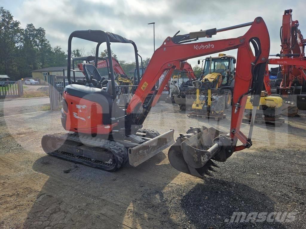 Kubota U 27-4 ミニ油圧ショベル 7t以下（ミニユンボ・ミニディガー）