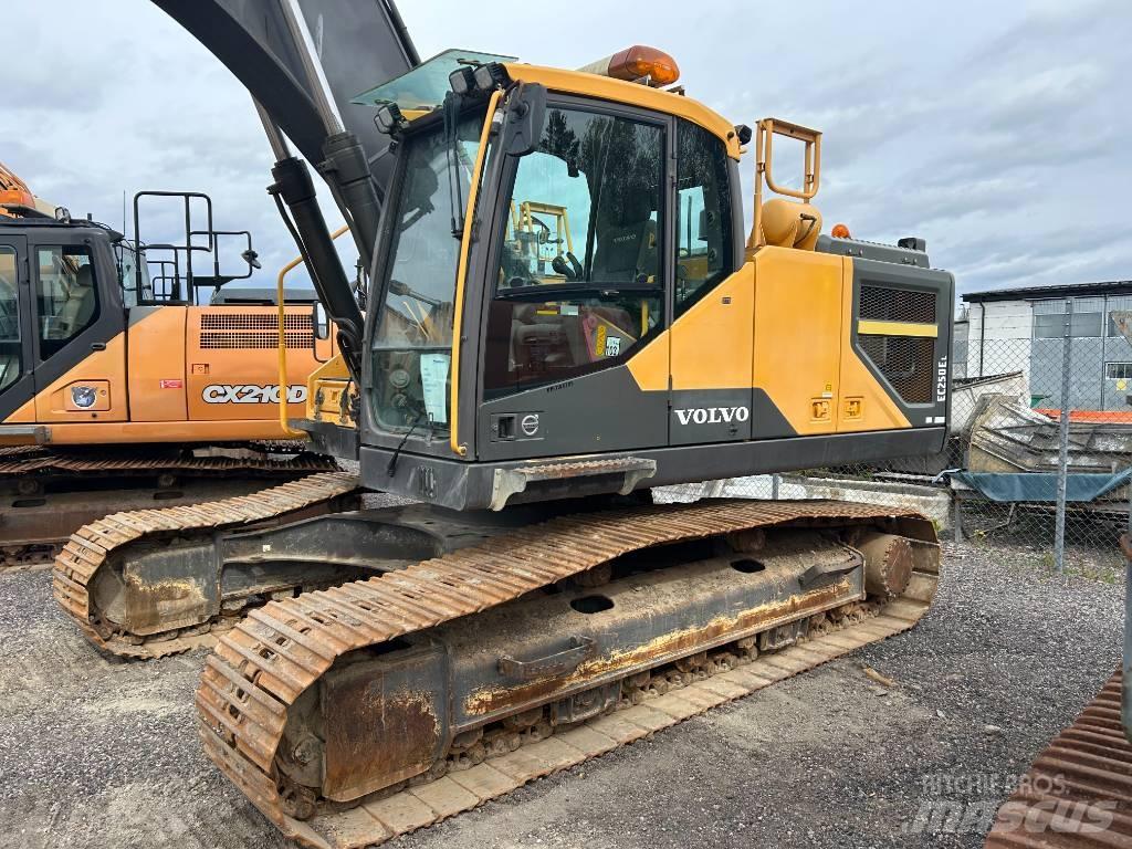Volvo EC 250 EL 大型油圧ショベル12t以上（パワーショベル・ユンボ）