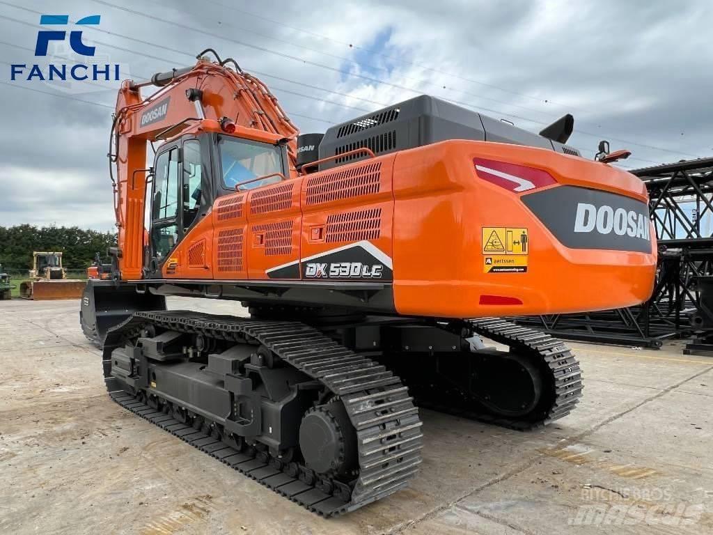 Doosan DX 530 LC-3 大型油圧ショベル12t以上（パワーショベル・ユンボ）