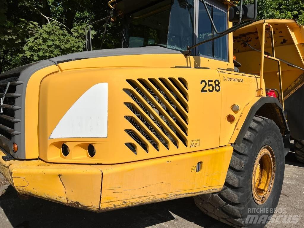 Volvo A 30 D アーティキュレート式ダンプトラック