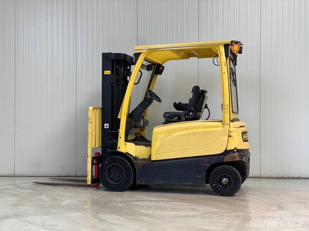 Hyster J2.5XN バッテリーフォークリフト