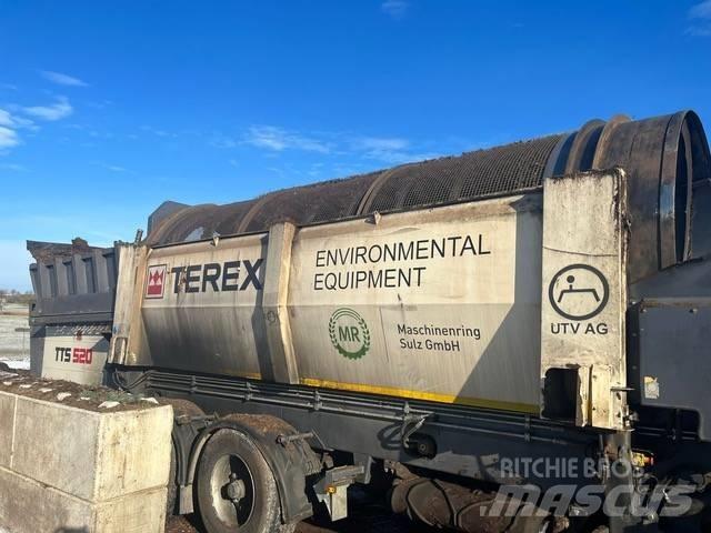Terex TTS 520-2 自走式スクリーン