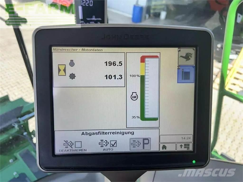John Deere t560 コンバイン