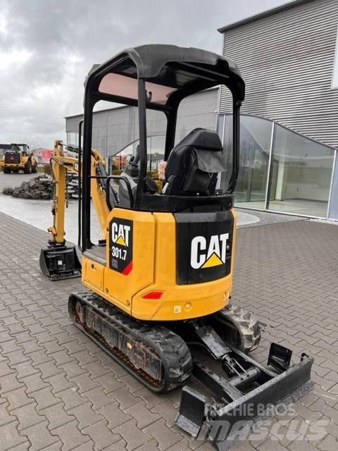 CAT 301.7 CR ミニ油圧ショベル 7t以下（ミニユンボ・ミニディガー）