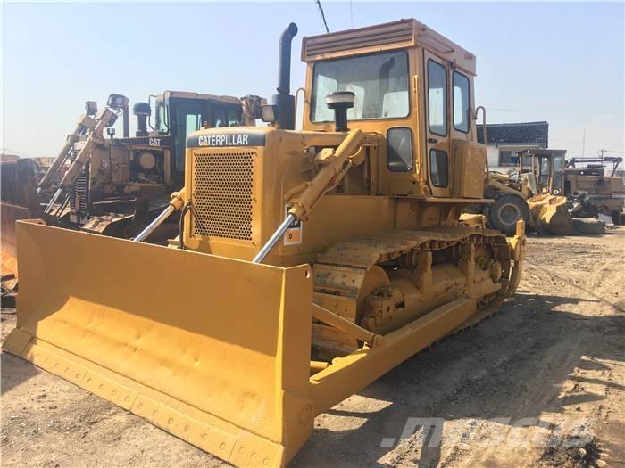 CAT D 6 D ブルドーザー