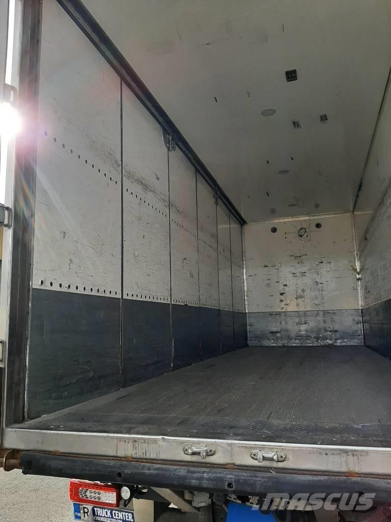 Volvo FH 13 冷凍冷蔵車