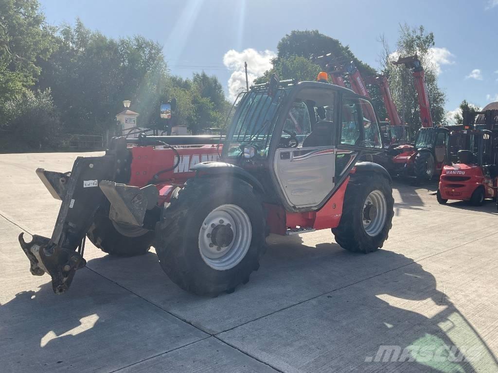 Manitou MT 1030 テレスコーピックハンドラー