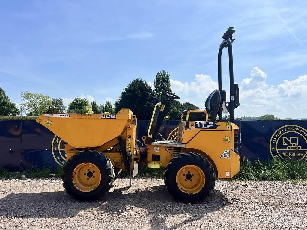 JCB 1T-2HT サイト　ダンプ