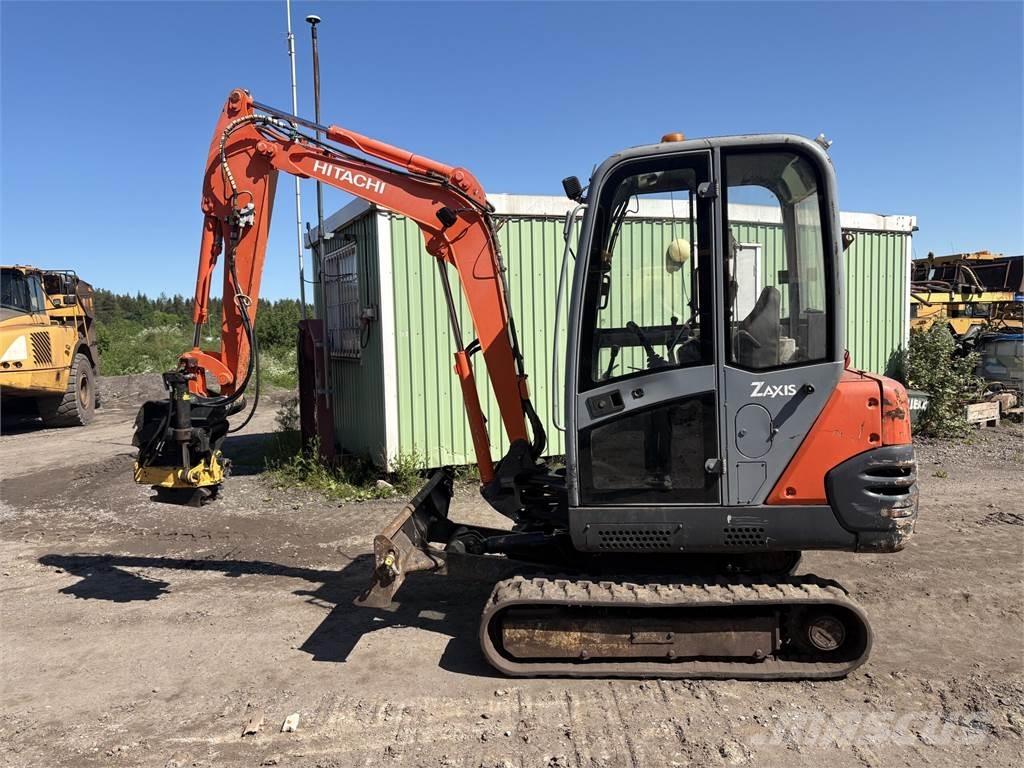 Hitachi ZX25 ミニ油圧ショベル 7t以下（ミニユンボ・ミニディガー）