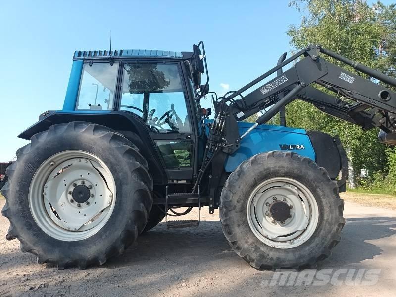 Valtra 6400 トラクター