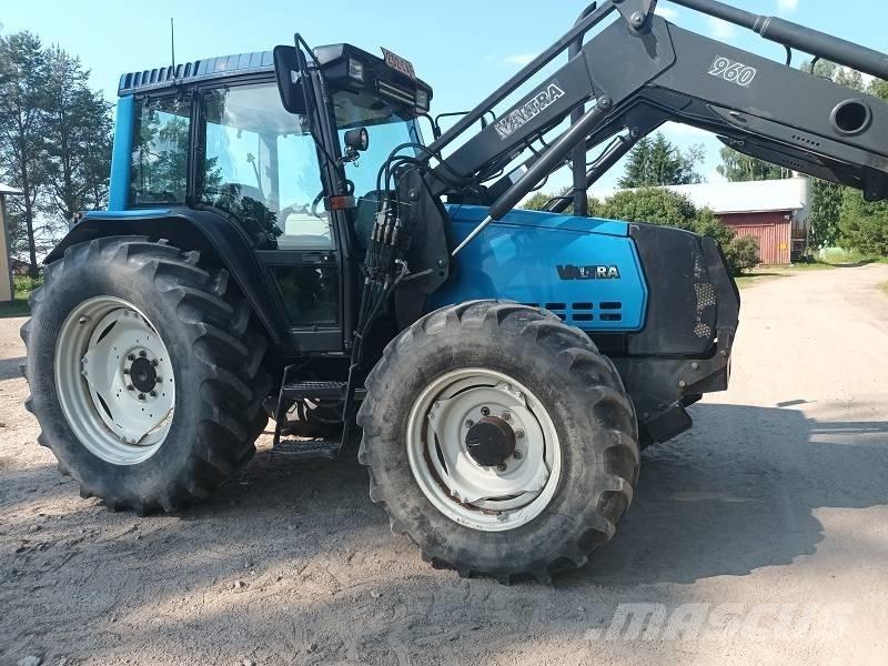 Valtra 6400 トラクター