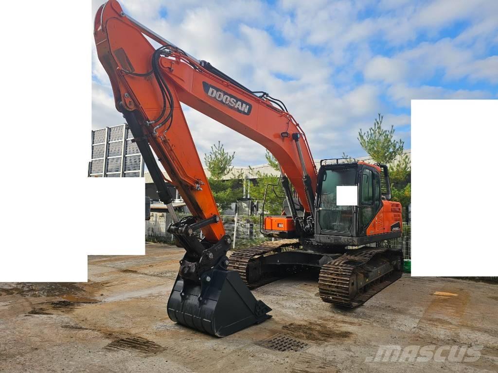 Doosan DX 220LC-5 中型油圧ショベル 7ｔ-12ｔ（ユンボ・パワーショベル・バックホー）