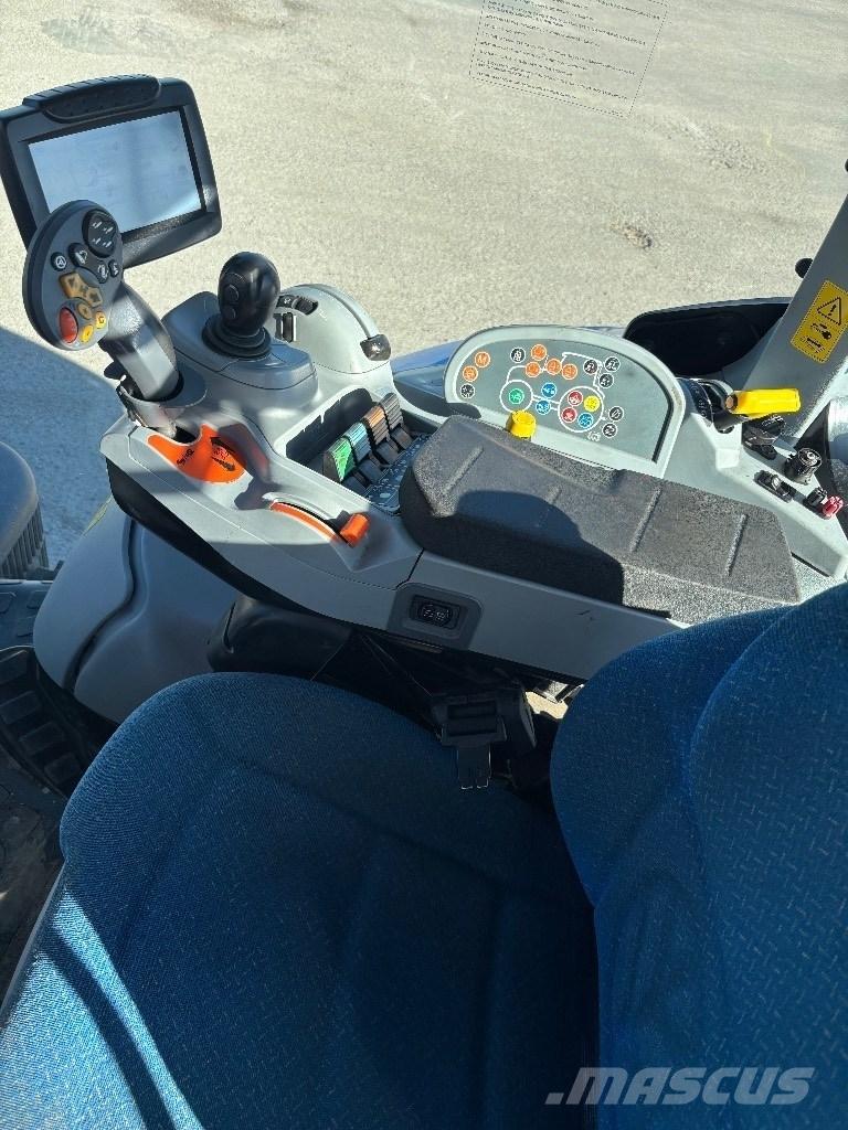 New Holland T 7.170 トラクター