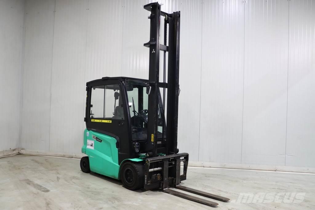Mitsubishi FB30N バッテリーフォークリフト