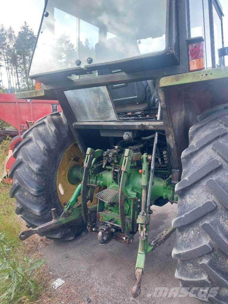 John Deere 2040 トラクター