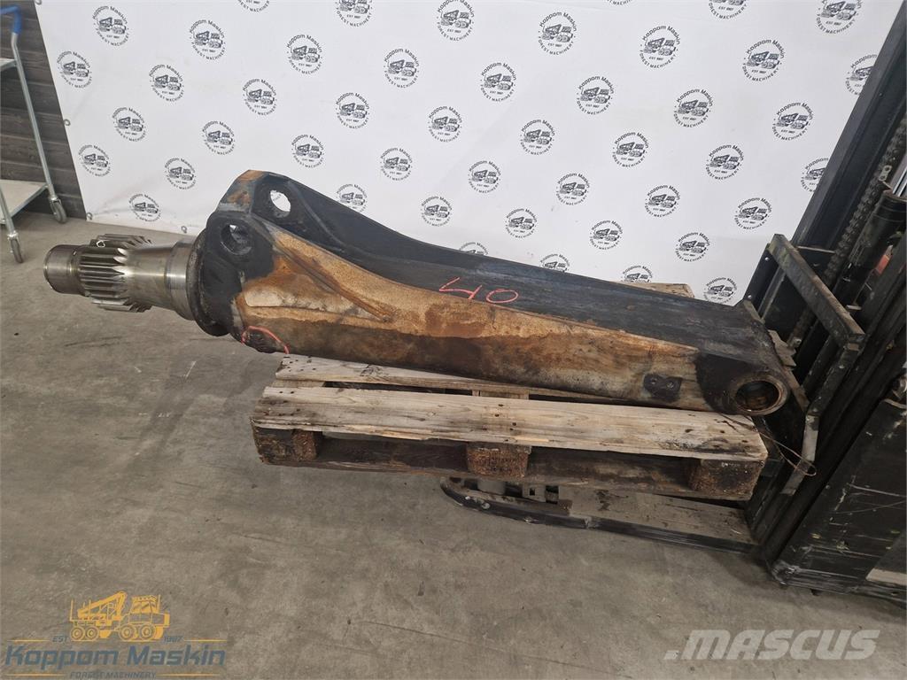 Komatsu 105F フォワーダクレーン