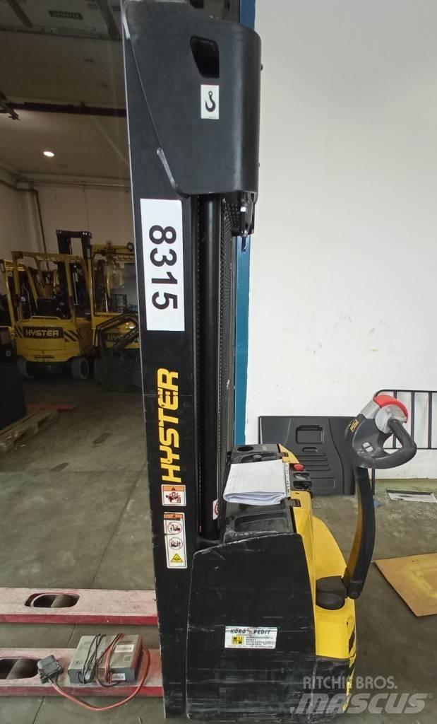 Hyster S 1.2 ハンド　パレットトラック