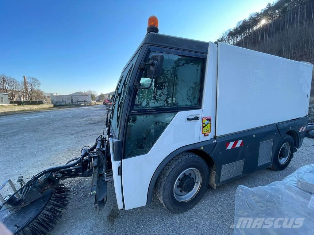 Aebi MFH5500 路面清掃機