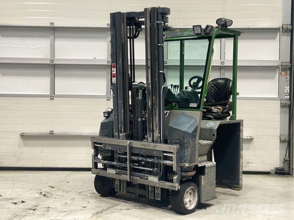 Combilift CBE2500 サイドローダー
