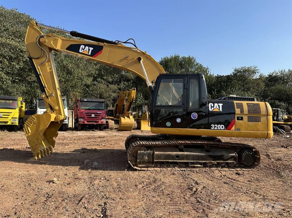 CAT 320D 大型油圧ショベル12t以上（パワーショベル・ユンボ）